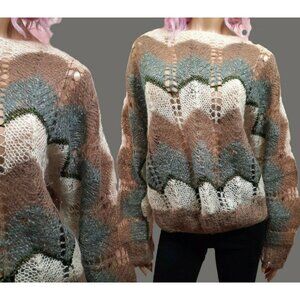 Vintage 70s Hand Knit Mohair Wool Sweater Size M loose Knit Chevron Cream Brown
